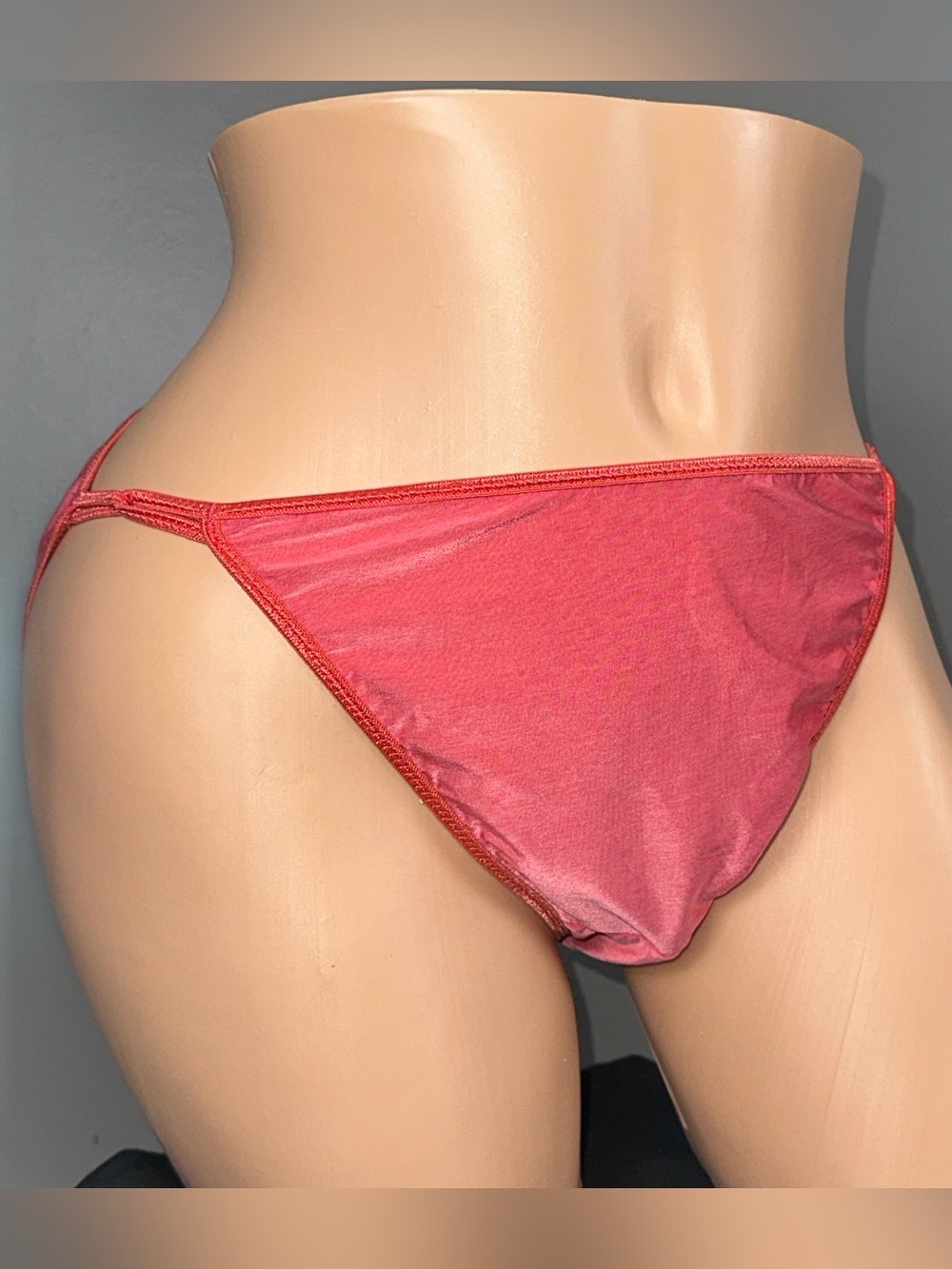 Vintage Vassarette Second Skin String Bikini Panties Size 8 XL 18205 Coral Pink